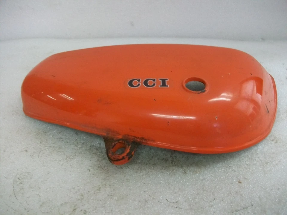 1975-1977 Suzuki TS100 Right Side Cover Panel TS 100  47111-25610 Foto 2 de 4