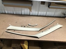Read 95-98 Chevy Gmc Obs Truck Suv Ck Left Right A Pillar Trim Molding Tan Oem Read 95-98 Chevy Gmc Obs Truck Suv Ck Left Right A Pillar Trim Molding Tan Oem