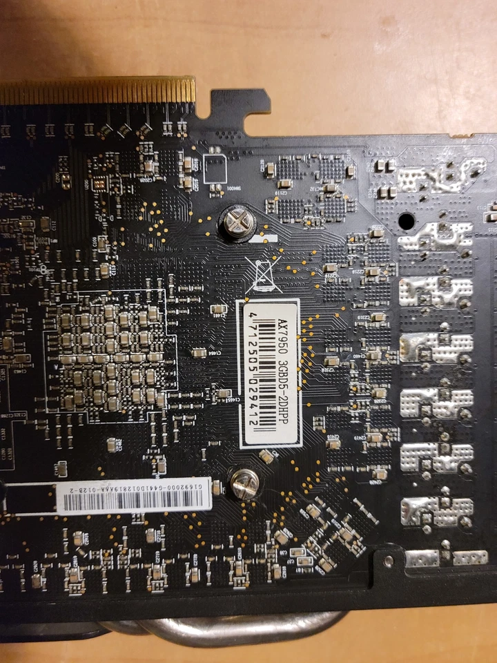 PowerColor Radeon HD 7950 3GB GDDR5 PCI Express 3.0 x16 AX7950 3GBD5-2DHPP - Image 3 of 4