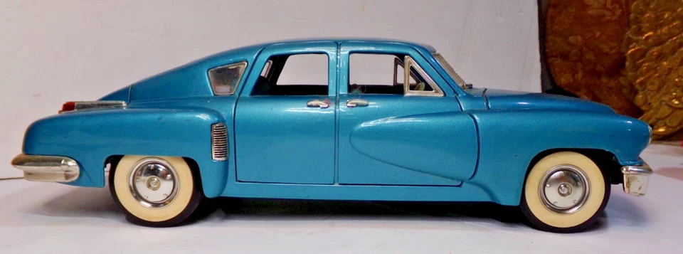 Vtg Franklin Mint 1948 TUCKER TORPEDO Sedan Waltz Blue 1/18 Diecast Car 92268 - Image 2 of 4