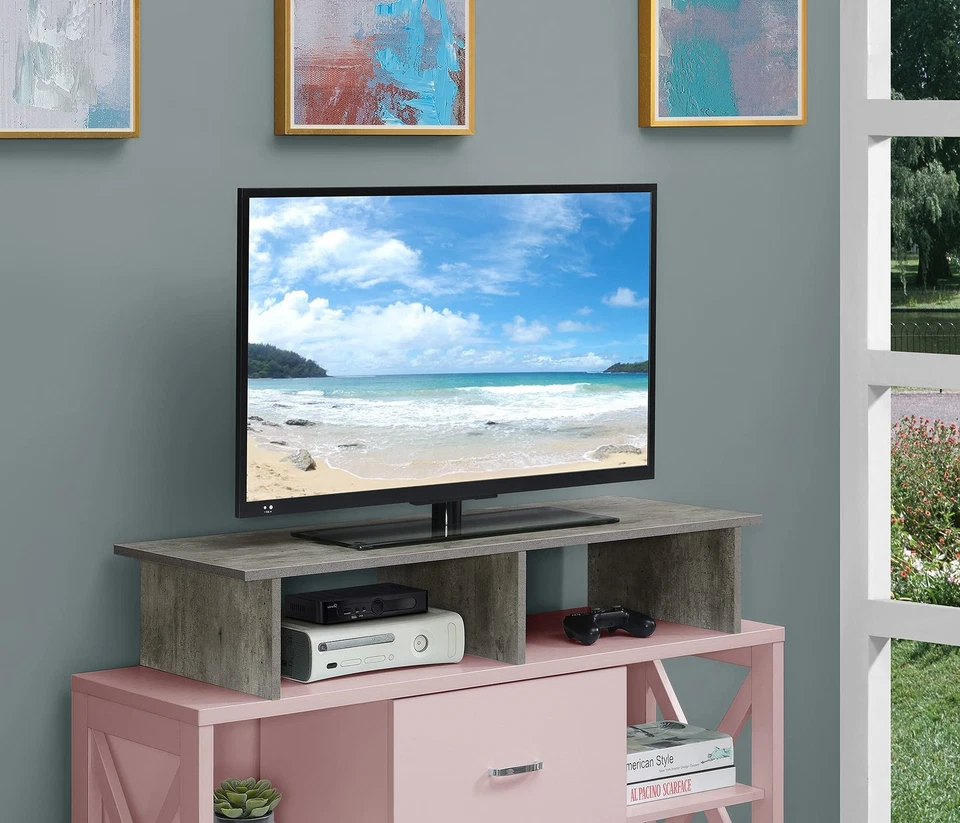 Elevador grande de monitor de TV de abedul sintético Designs2Go para televisores de hasta 46 pulgadas Foto 2 de 4