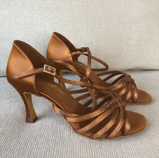 International Flavia Satin Sequin Latina Dance Shoes Size 7 1/2