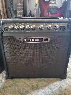 Line 6 Spider IV 15 15 watt Guitar Amp