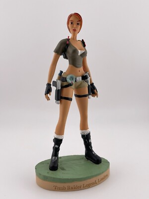Tomb Raider Legend Figur - Lara Croft London - Atlas