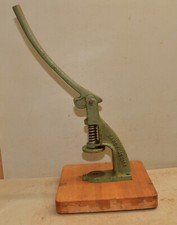 Handy Junior Button Machine cast iron press jeweler upholster collectible tool