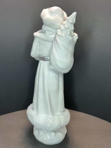 Raz Imports 2022 City Of Lights Santa -- NUEVA Estatuilla de Navidad 2022 - Imagen 5 de 9