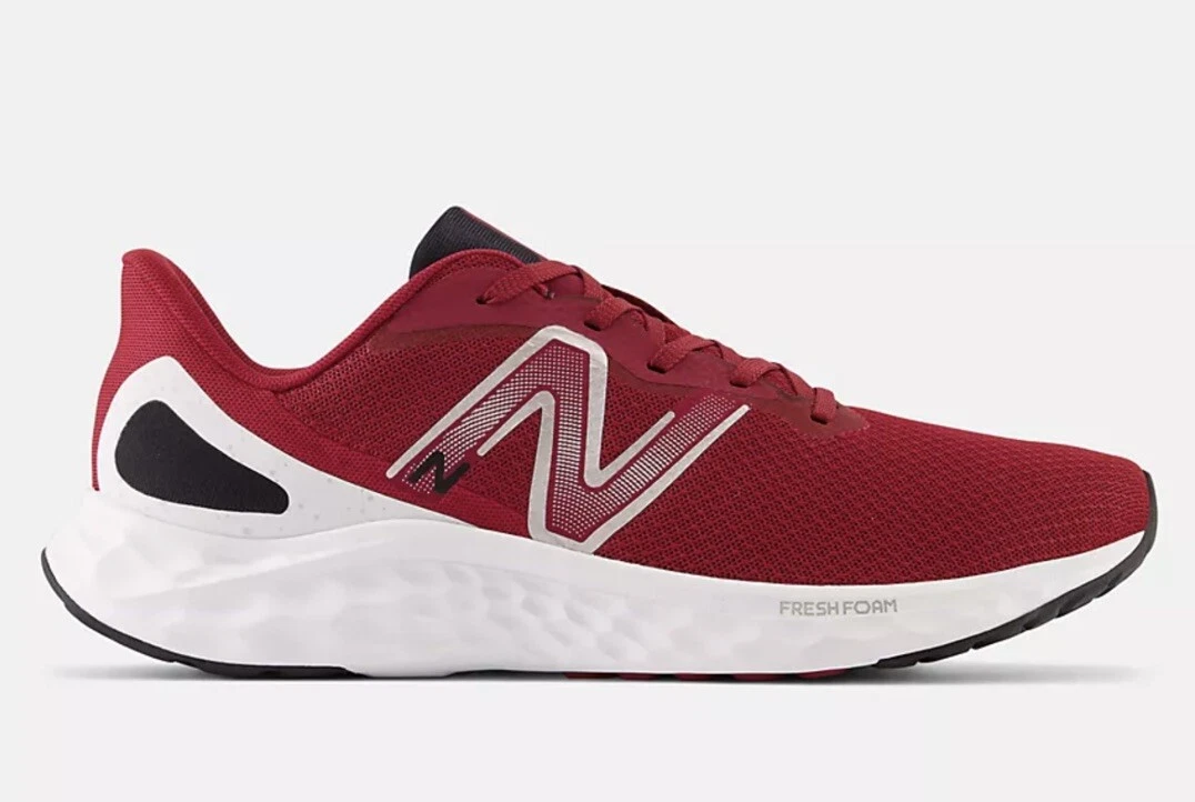 New balance maroon best sale trainers
