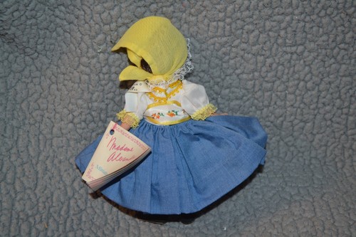 Madame Alexander 8" 1990 #508 Bohemia Complete, Wrist Catalog near mint no Box - Picture 6 of 7