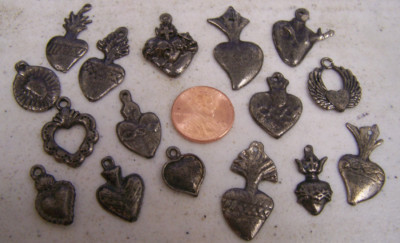 Milagro lot - 25 HEARTS - Antiqued/Aged Gray Mexican Milagros