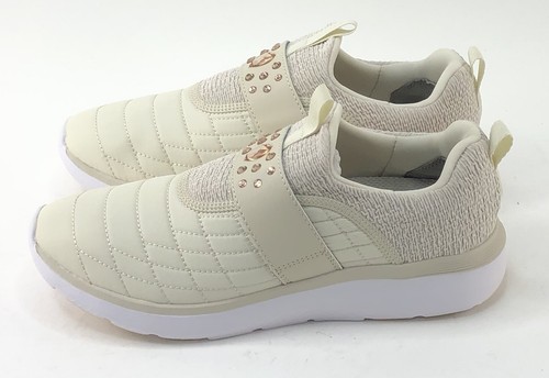 vionic mesh slip on sneakers