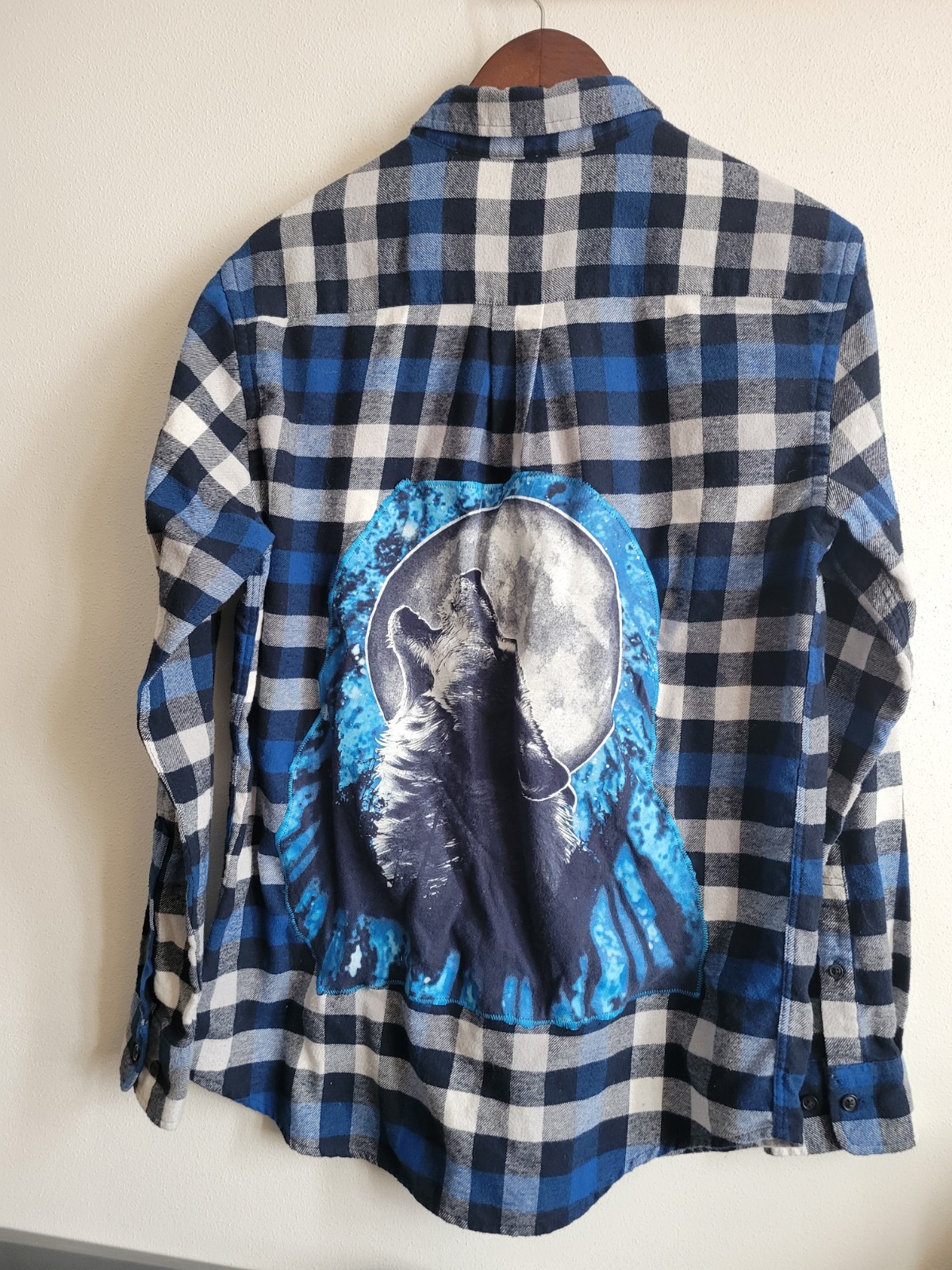 Wolf Patchwork upcycled flannel Mens Medium Blue - image 3