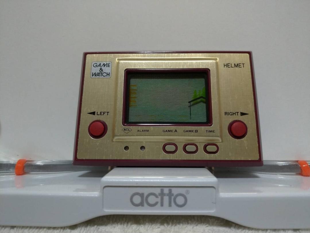 GAME&WATCH ヘルメット Nintendo HELMET CN-07 Nintendo Helmet CN-07 Game and Watch LSI game Used Japan
