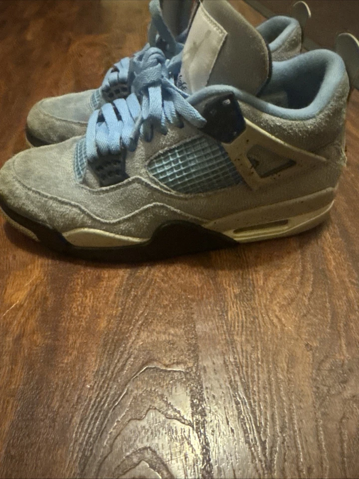 Hombre Talla 8 - Jordan 4 Retro "Azul Universitario" UNC (Real, Auténtico) Foto 4 de 4