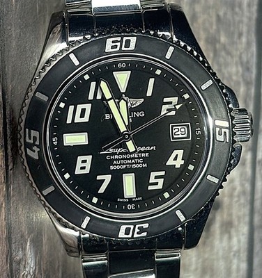 Full set Breitling Superocean A17364, Great Condition, box and papers!