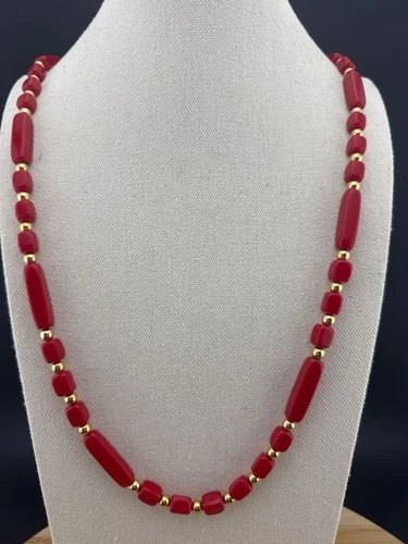 Trifari Vintage Red Gold Beaded Necklace Gold-Tone Jewelry Elegant Signed