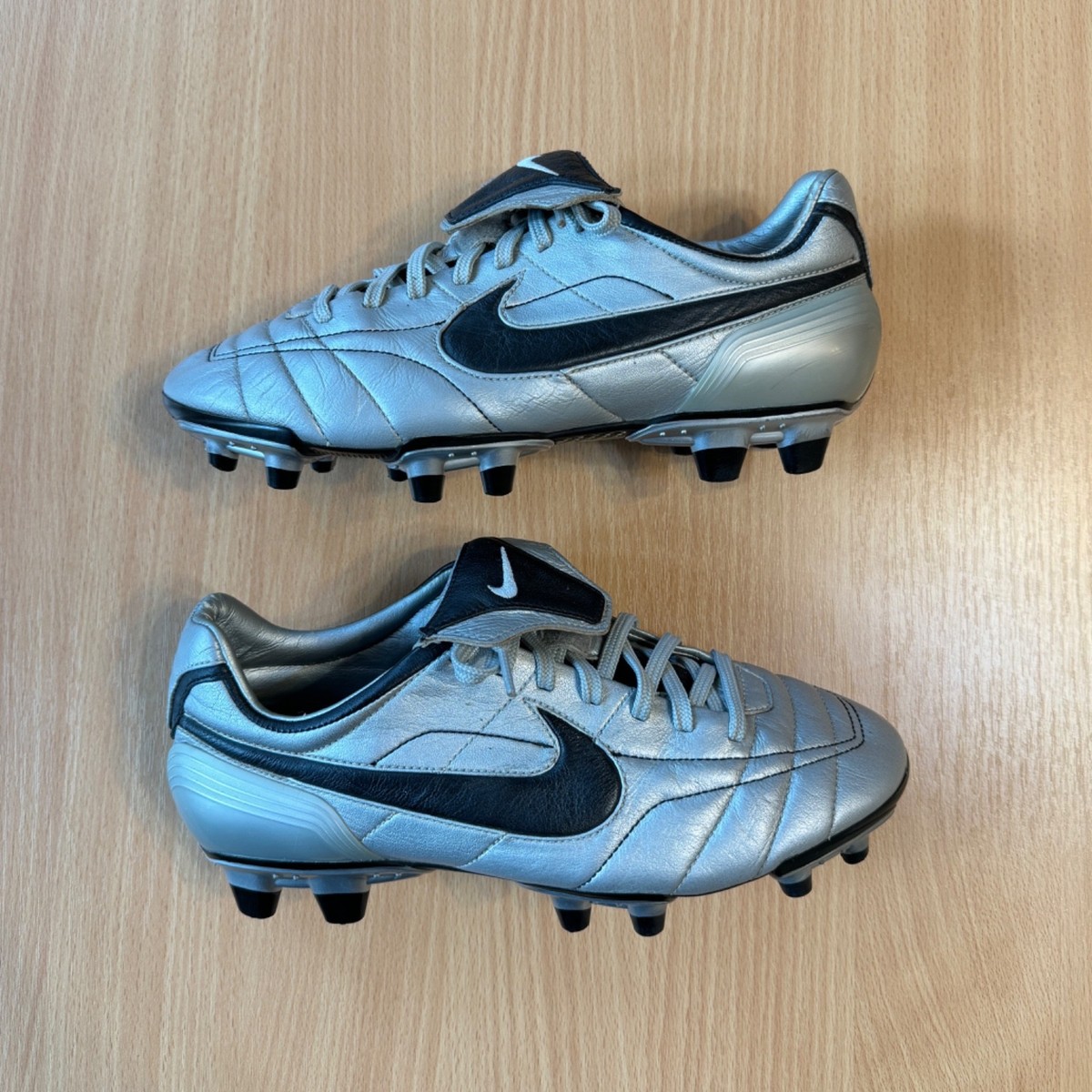 Nike Tiempo 固定式鉄ピン MINT NIKE TIEMPO PREMIER II FG ELITE PRO LEATHER R10 Ronaldinho