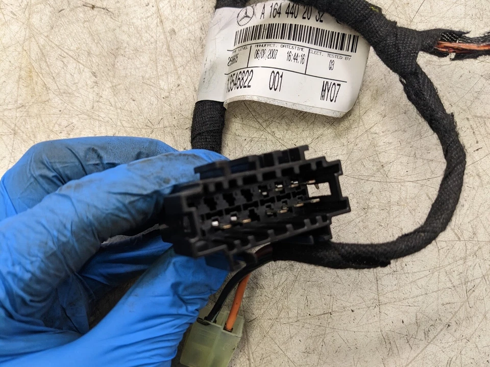 2008 MERCEDES-BENZ GL 320 X164 CENTRE CONSOLE WIRING LOOM A1644402032 - Image 4 of 4