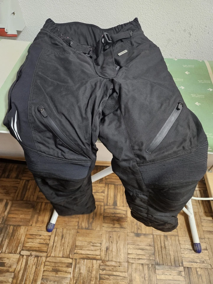 Motoradjacke und Motorradhose - Bild 4 von 4