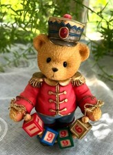 CHERISHED TEDDIES - JEFFREY - STRICKING UP ANOTHER YEAR - DATED 1996 FIG