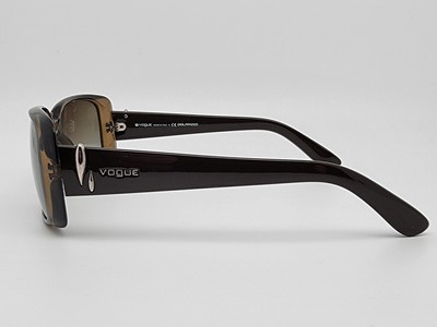 Vogue VO2663-S Crystal Green Frame Polarized Green Gradient  display picture 1