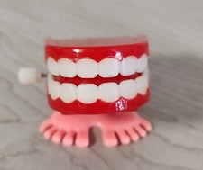 Wind Up Chattering Teeth Working Condition WR1