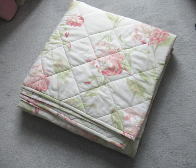 Laura Ashley Hortensie rosa leicht wendbar gestreift Sommer Quilt Überwurf