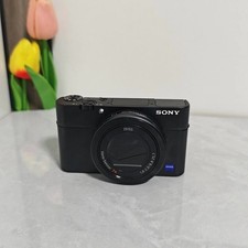 Sony Cyber-Shot RX100 VA 20.1MP DSC-RX100 M5A 2.9x Zoom Digital Camera