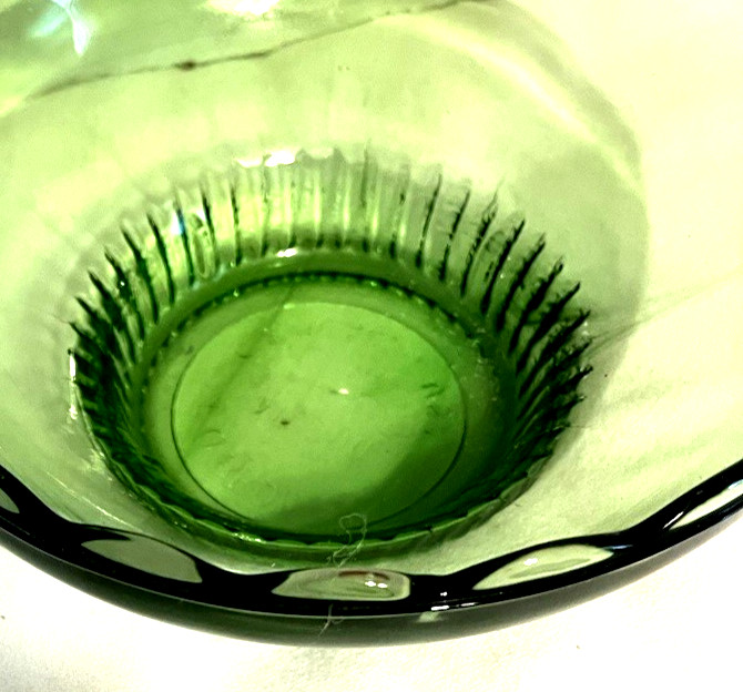 Vintage E.O. Brody Co. Depression Glass Forest Green Scalloped Bowl 6 ¾” M 2000