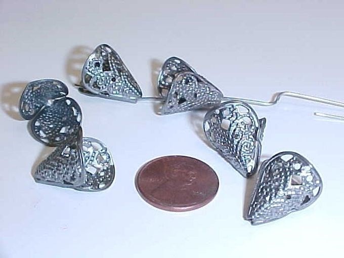 12 VINTAGE STEEL SILVER FILIGREE FANCY CONE 16mm. BEAD CAPS 2287