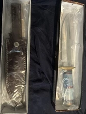 Blue Chipaway cutlery, hunting knife