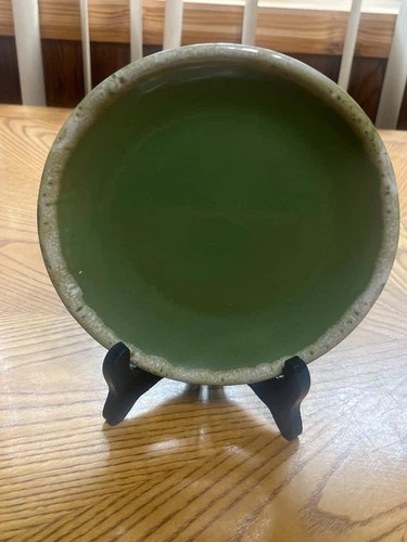 VINTAGE HULL POTTERY OVENPROOF AVOCADO GREEN DRIP GLAZE DESSERT PLATE USA