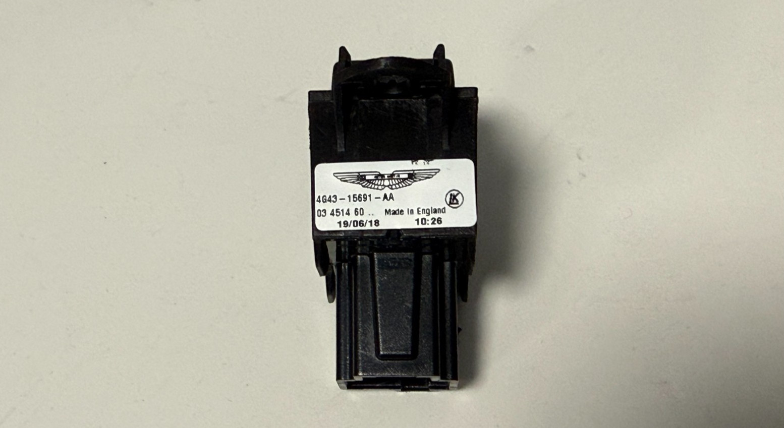 NEW 05-18 ASTON MARTIN DB9 V8 VANTAGE VOLANTE ROOF SWITCH 4G43-15691-AA OEM