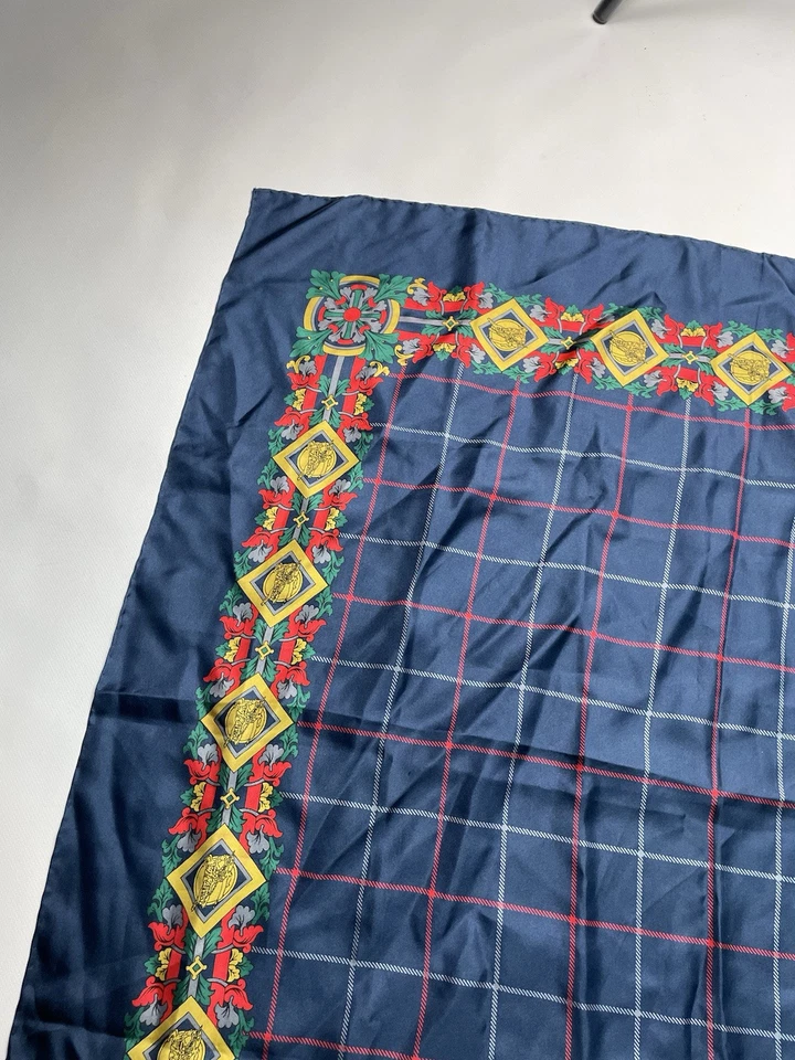 Bufanda de seda con monograma vintage de diseñador de foulard Burberrys para mujer Foto 3 de 4