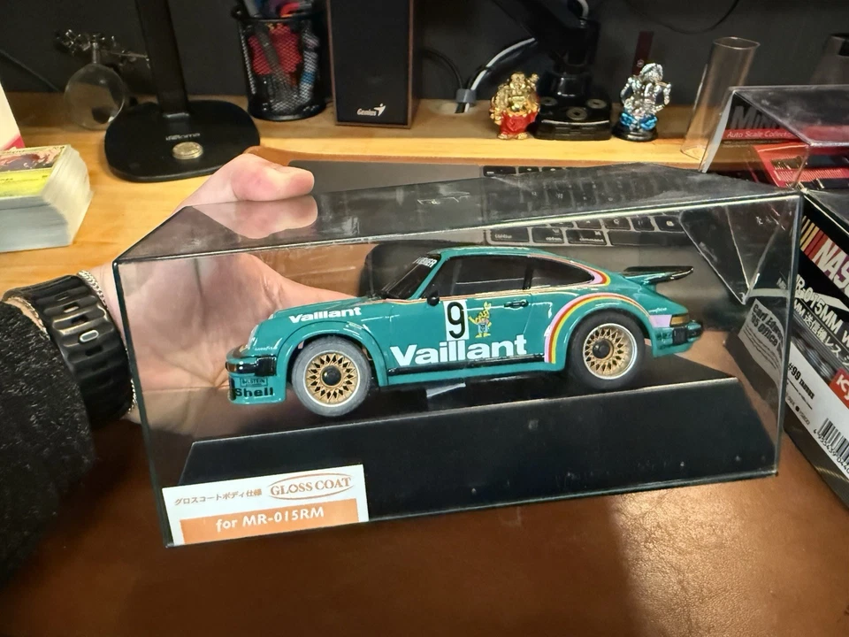 Carrocería súper rara Kyosho MINI-Z Racer PORSCHE 934 RSR Turbo 1976 Vaillant F/S Foto 3 de 3