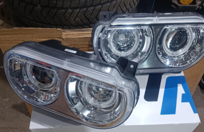 DODGE CHALLENGER 08 - 14 SCHEINWERFER Angeleyes SATZ PROJECTOR CCFL 2008 2012