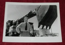 1991 Press Photo Construction CEO Ed O'Sullivan & Gradall Excavator Seattle WA