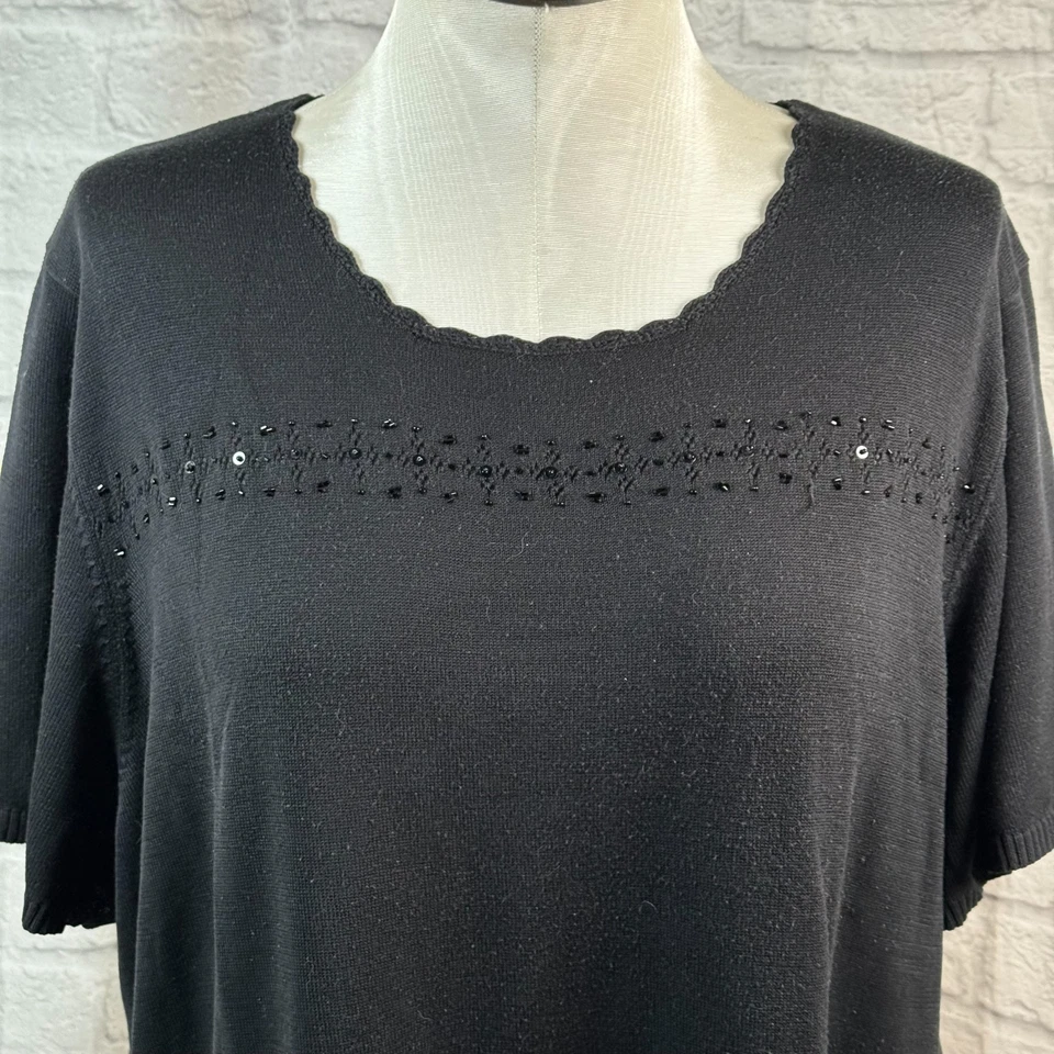 Blusa Maggie Barnes Tejida Para Mujer 4XL Manga Corta Informal Cuentas Lentejuelas Negra Foto 2 de 4