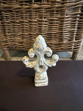 Cast Fleur de Lis Finial w/ Acorn Top 6" Rustic Distressed Cream