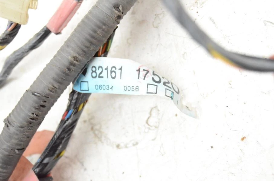 Toyota MR2 Spyder 2002 1,8 L MT, carrocería lateral derecha arnés de cables 8216117520 Foto 2 de 4