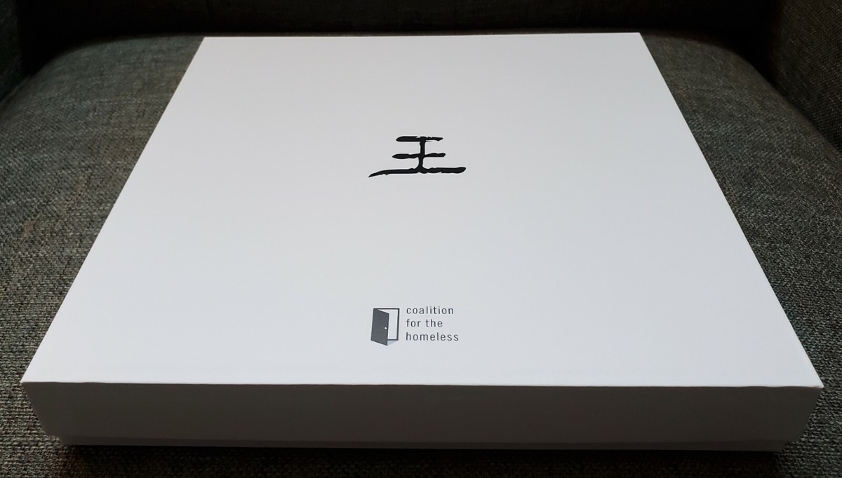 Artware Editions Artist Plate Project 2021 Untitled 2019