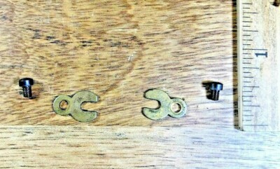 Junghans W 278 / 201 Clock Movement Spring Barrel Retaining Clips (K5542)
