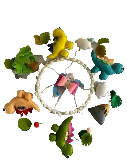 手工恐龙儿童房装饰