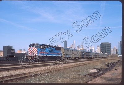 Original Dia - METX Metra SD70MAC-H 511 NEU! & Train At Chicago, IL. 3/24