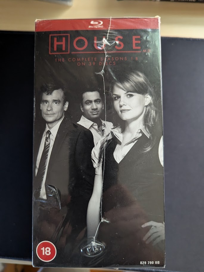 HOUSE M.D. MD The Complete Series Seasons 1-8 BLU-RAY Box Set