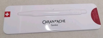 P032 - Caran D'ache - 849 Claim Your Style - Garnet Red Limited Edition - NEU