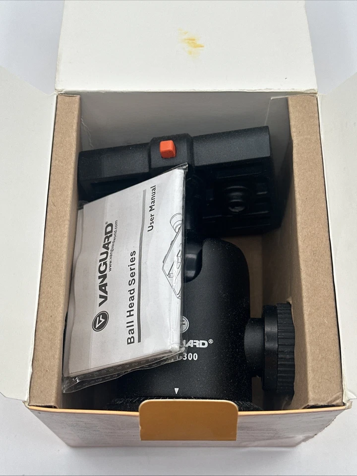 Vanguard SBH-300 Ball Head W/2 Bubble Levels Magnesium Alloy 70lbs max load. - Image 2 of 4