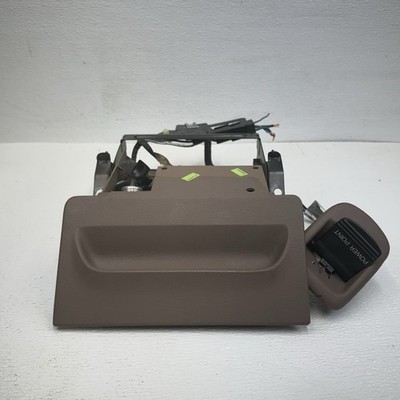 1992-1996 Ford F150 F250 F350 Bronco Ash Tray Power Point Light Bracket Wiring