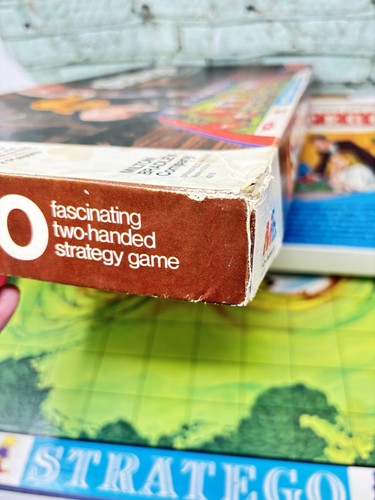 STRATEGO Board Game Strategy 1977 Milton Bradley Family Vintage 100% Complete - Picture 7 of 18