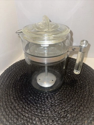 VINTAGE PYREX GLASS COFFEE POT 7826B COMPLETE, Read