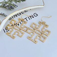 New! Tory Large Logo earrings with Jewelry Pouch Size:4.8*3.5cm